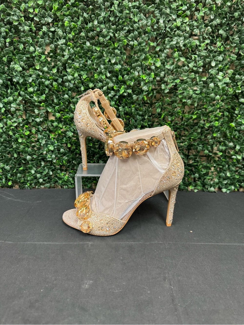 Gianni Bini Oaklynn Rhinestone Jeweled Ankle Cuff Dress Sandals - W8